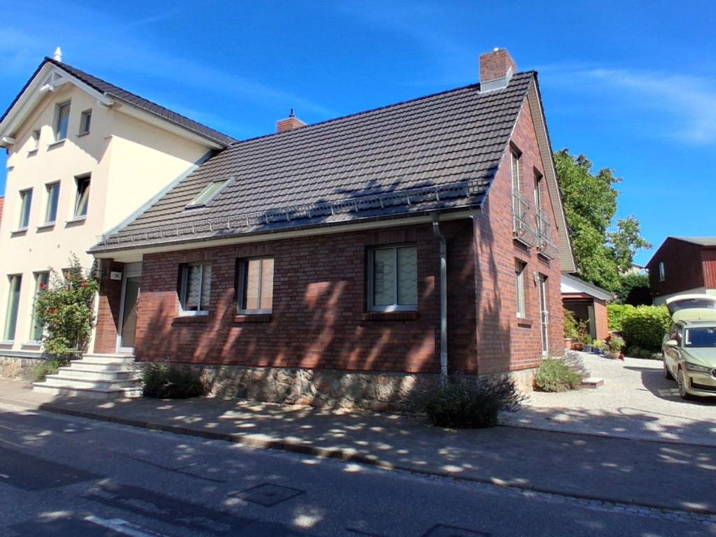 صورة لـ Ferienwohnung MiJo - charmante Küstenähe in der Strandstraße في Kröpelin