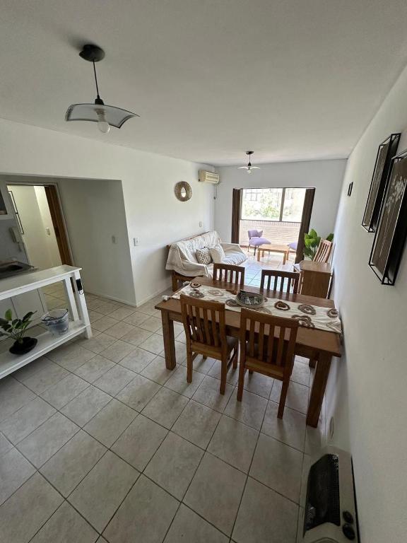 Μια τηλεόραση ή/και κέντρο ψυχαγωγίας στο Accommodation in the heart of Mendoza City