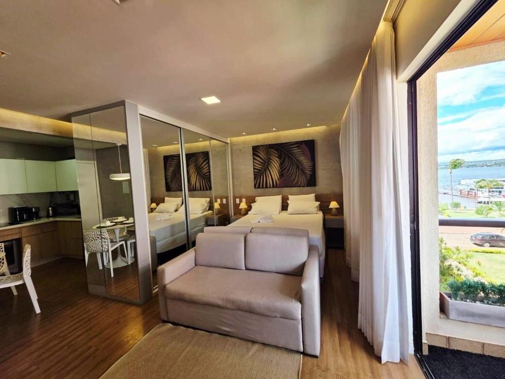 Luxuoso Flat Lake Side com vista para o lago - 