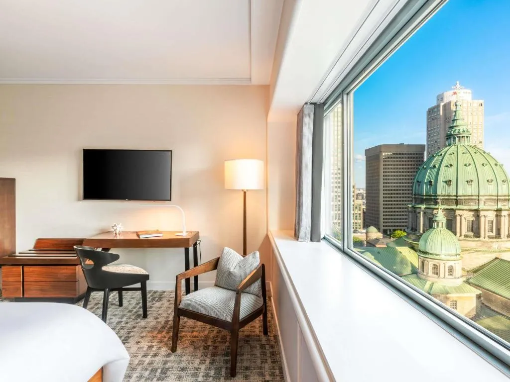 Fairmont View King Room