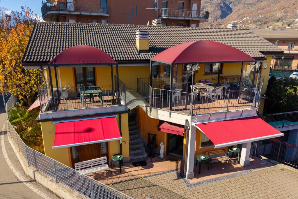 Nespecifikovaný výhled na hory nebo výhled na hory při pohledu z bed and breakfast