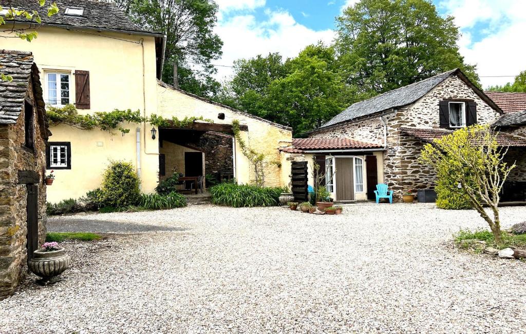 Budova, kde se prázdninový dům nachází