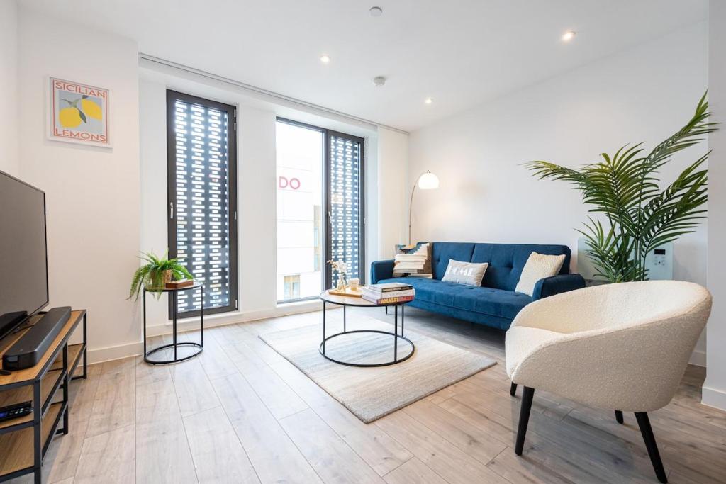 Et opholdsområde på Villa Amalfi 2BR Urban Retreat