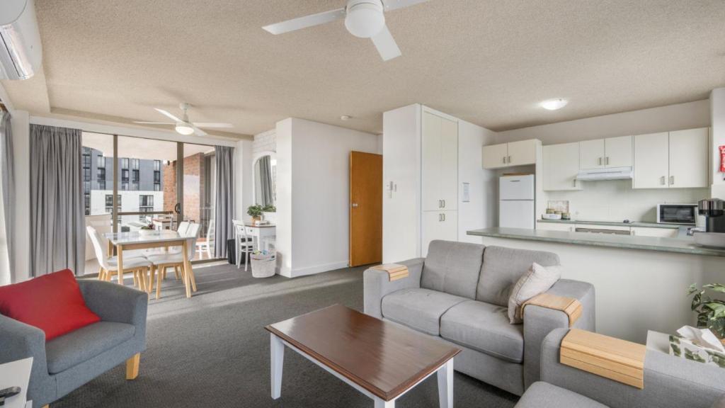 Η κουζίνα ή μικρή κουζίνα στο Unit 24 Fountain Court