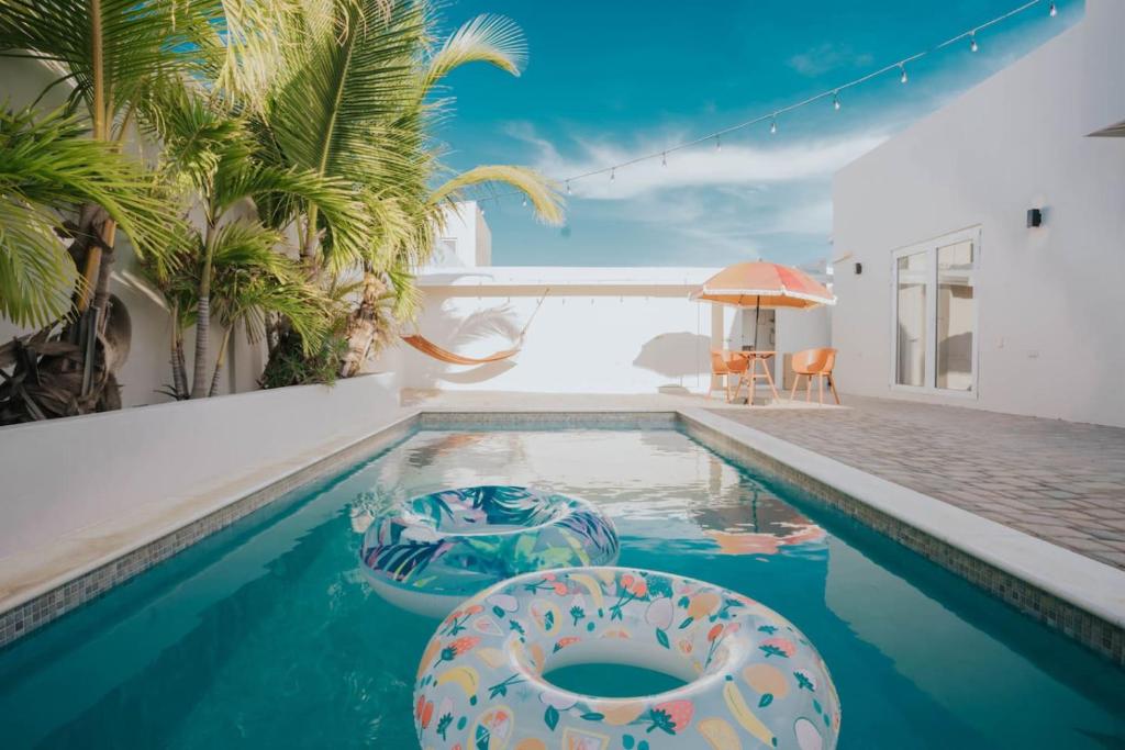 Private Villa Tropial - 2 min drive to Eagle Beach