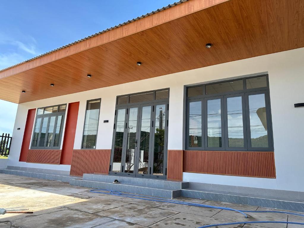 Η πρόσοψη ή η είσοδος του Chou Homstay