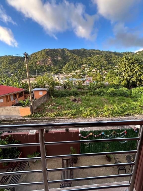 Nespecifikovaný výhled na hory nebo výhled na hory při pohledu z apartmánu