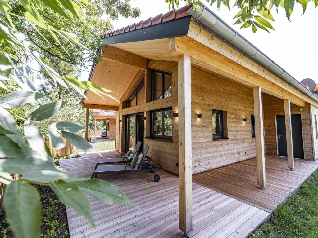 Το κτήριο όπου στεγάζεται  το σαλέ