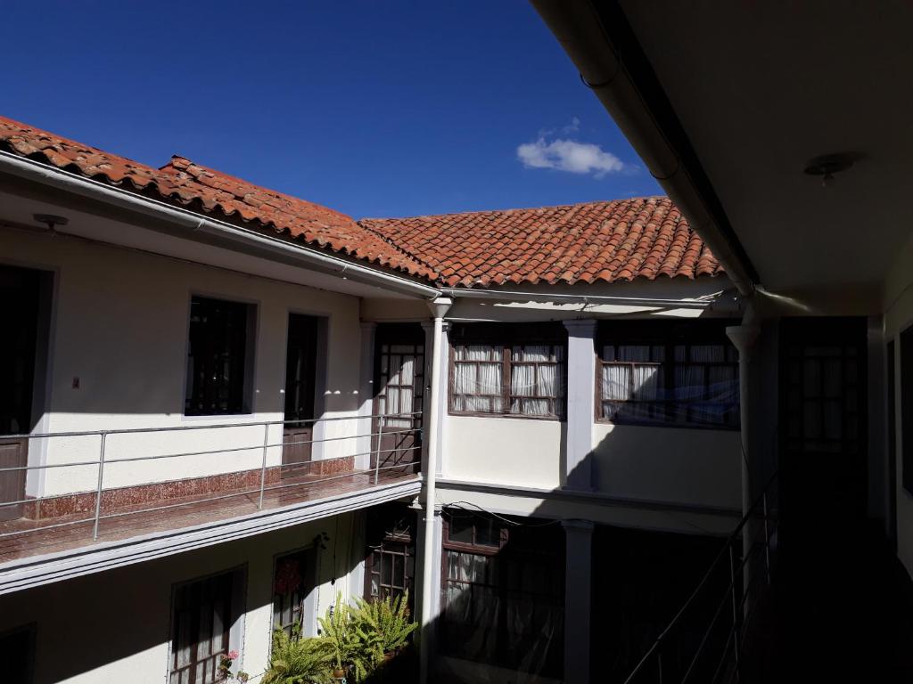 a view from the courtyard of a building at Departamento a 1 cuadra de la Plaza Principal in Sucre