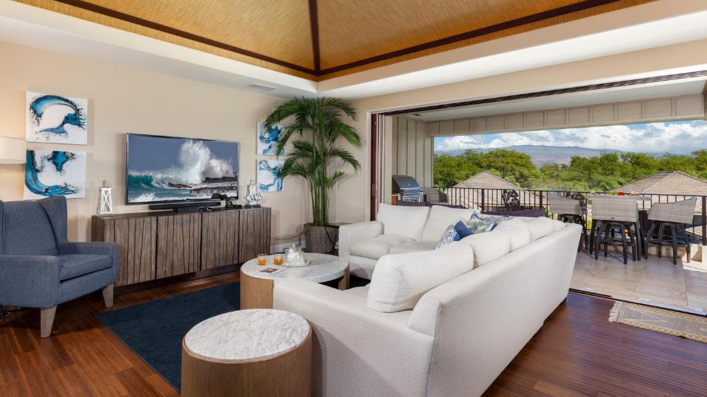 Khu vực ghế ngồi tại ❤PiH❤ HAWAIIAN BLISS Beach Gear Bikes and family fun