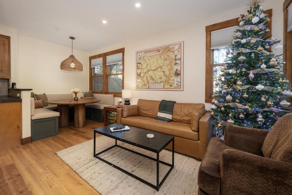 Χώρος καθιστικού στο Sundog Condo in Granby Ranch