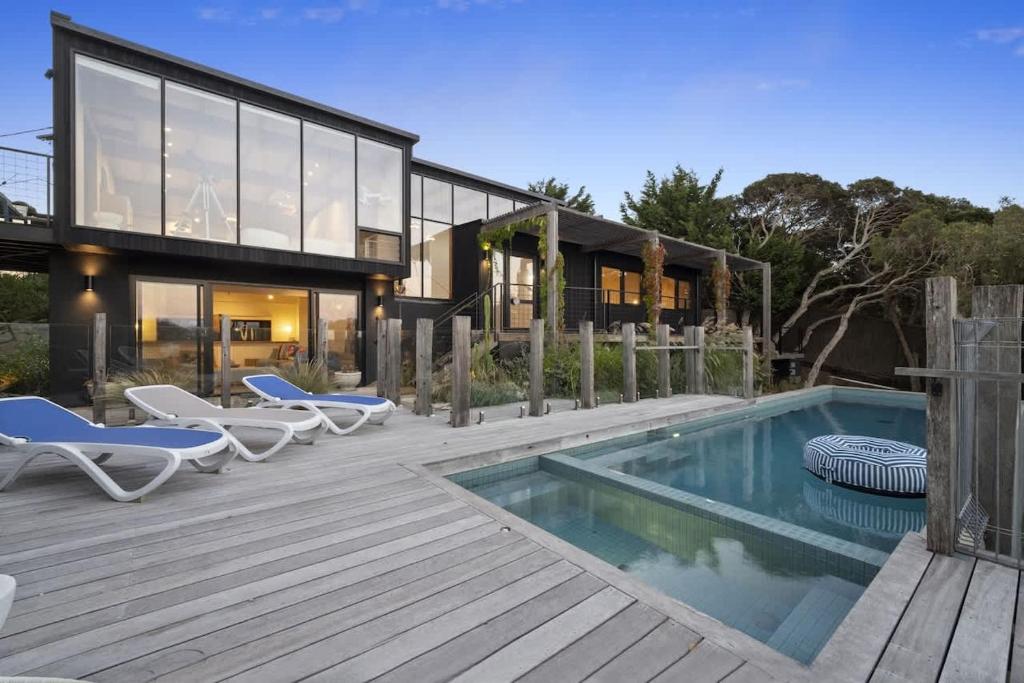 Swimmingpoolen hos eller tæt på Oasis