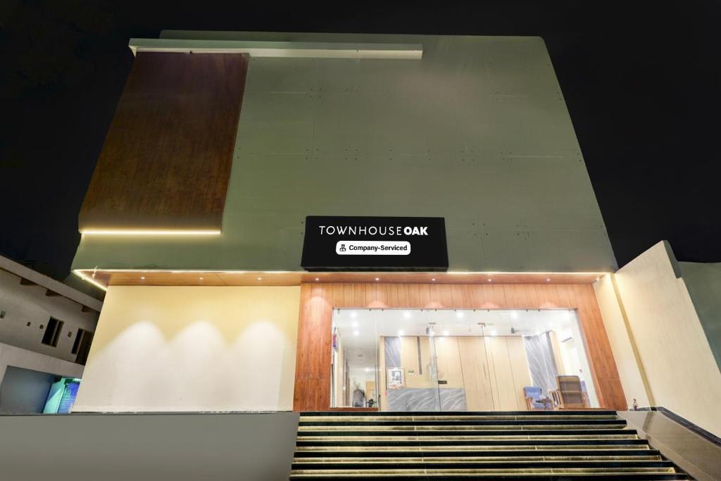 Galería fotográfica de Super Townhouse Oak Army Aviation Base Jhansi en Jhānsi