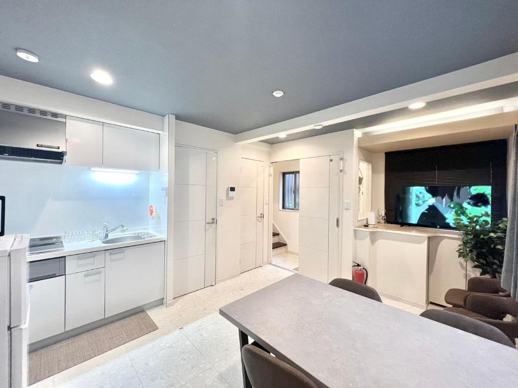 Кухня или мини-кухня в Ichigayayanagichō 牛込柳町一户建-SJ0186
