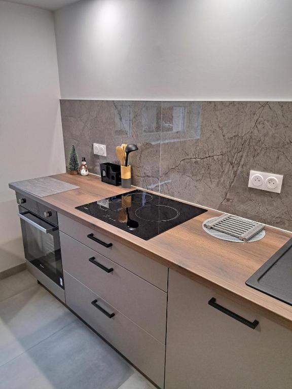 Appartement cosy Colmar centre avec parking – Foto 13