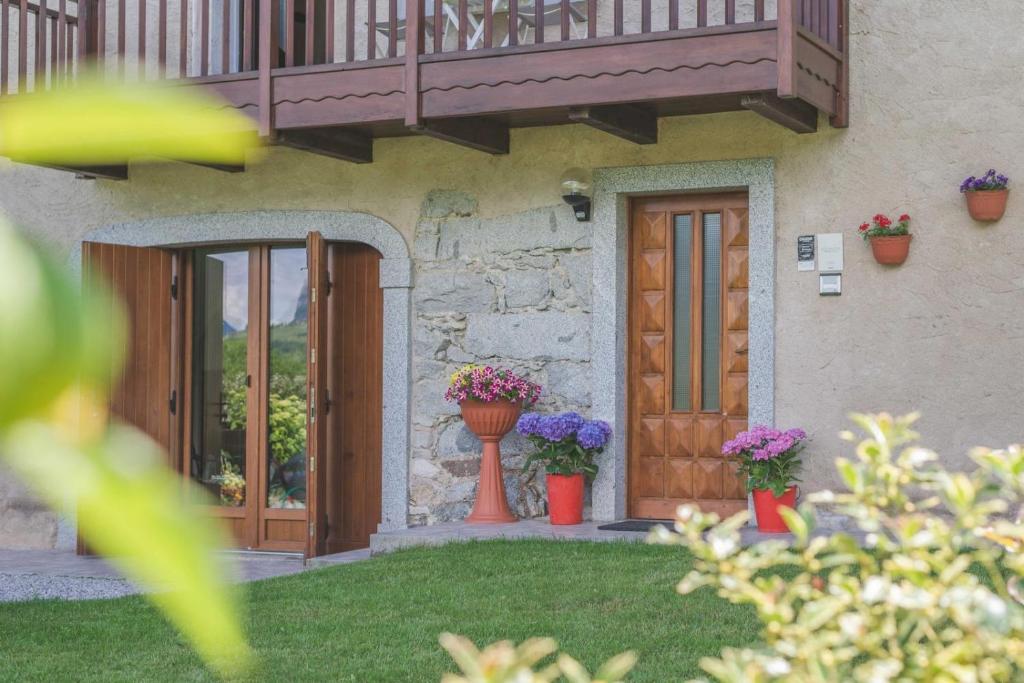 Vườn quanh Coromiga le Stelle