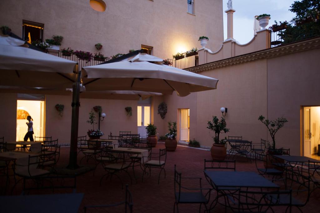 Restaurace v ubytování Hotel Relais Filonardi