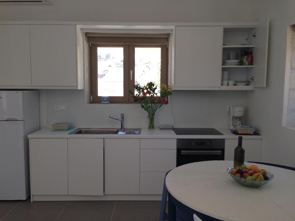 Kuchnia lub aneks kuchenny w obiekcie Anny's Homes