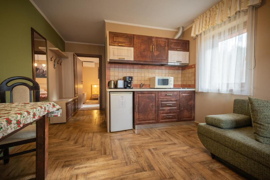 Németh Resort - Appartement Met Uitzicht Op De Tuin En Toegang Tot De Spa