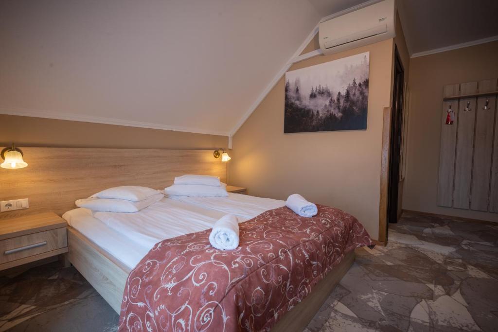 Németh Resort - Koninginnenkamer Met Balkon En Spa-toegang