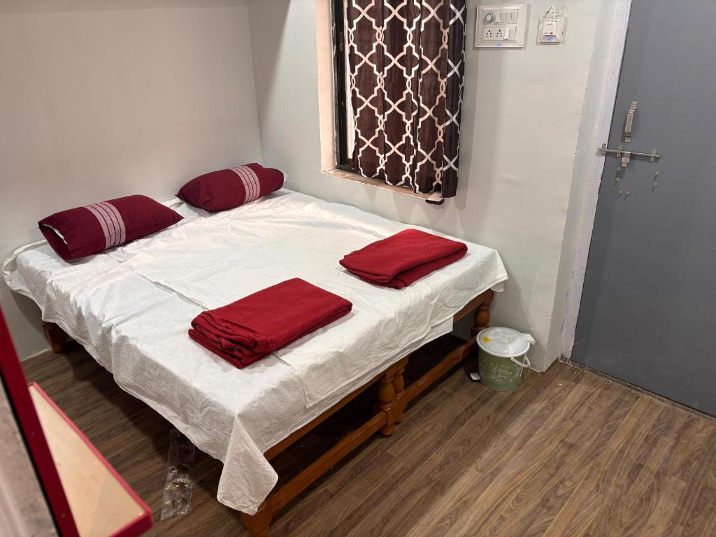 MR Lodge, Nānded (updated prices 2026)