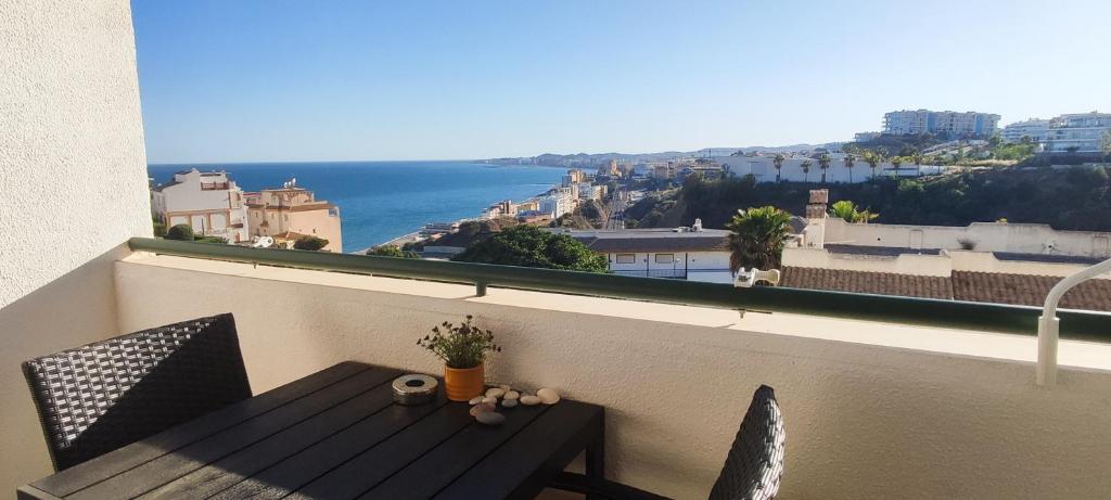 Piso moderno con vistas al mar