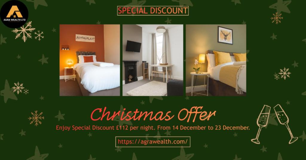 Modern 3BR Home Garden Parking Fast Wi-Fi Coventry في Spon End: عرض خاص بمناسبة عيد الميلاد في غرفة فندق بها سريران