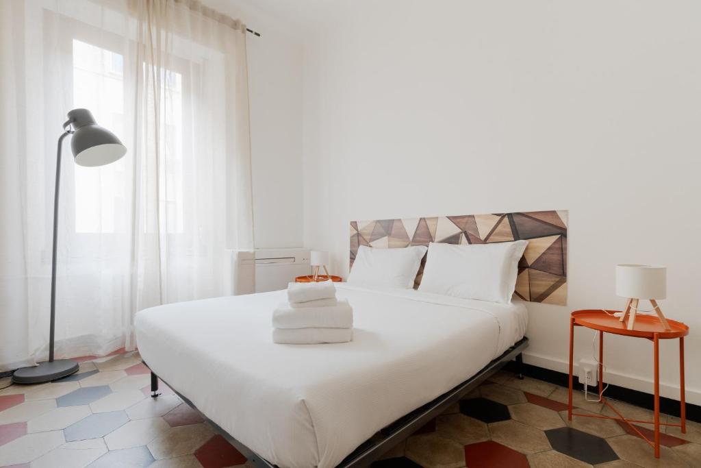 GuestHost - Porta Romana Lovely Apartment