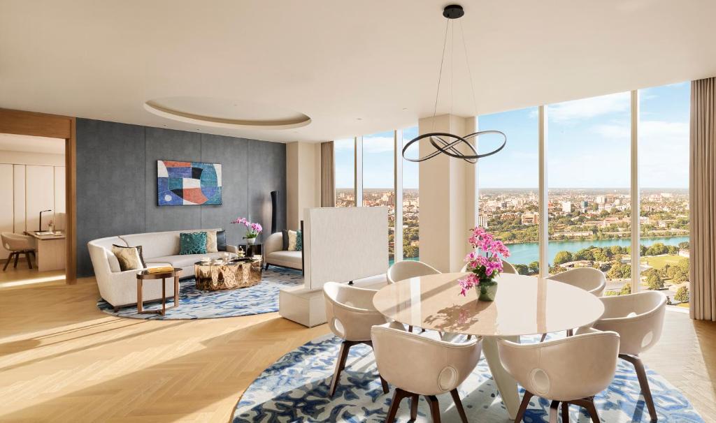 Cinnamon Life at City of Dreams - Suite