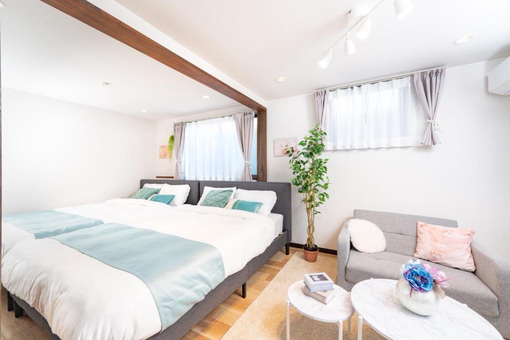 Tanuki Apartment Shinjuku West