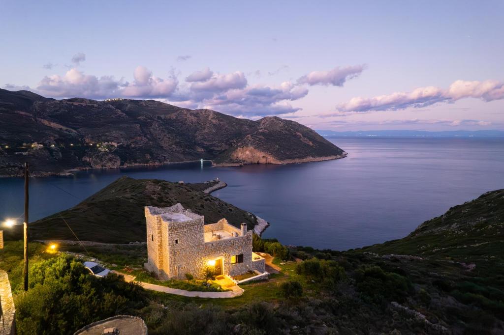 Природа в окрестностях дома для отпуска