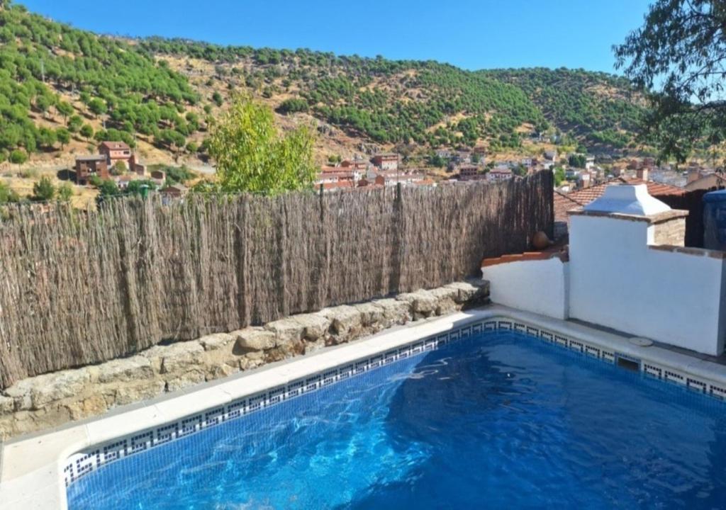 Swimmingpoolen hos eller tæt på Chalet antiguo reformado