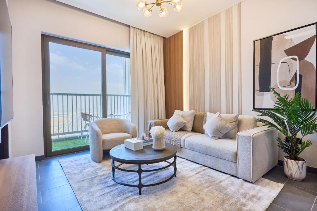 تصویر اتاق‌های STAY BY LATINEM Luxury 1BR Holiday Home CB 3509 Near Burj Khalifa - تصویر ۲
