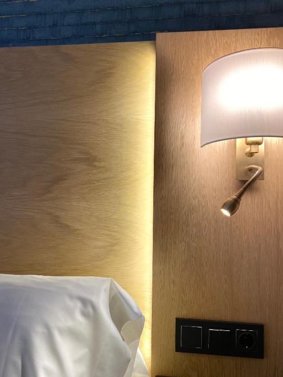 Hotel Zentral Gijón Rey Pelayo - 10