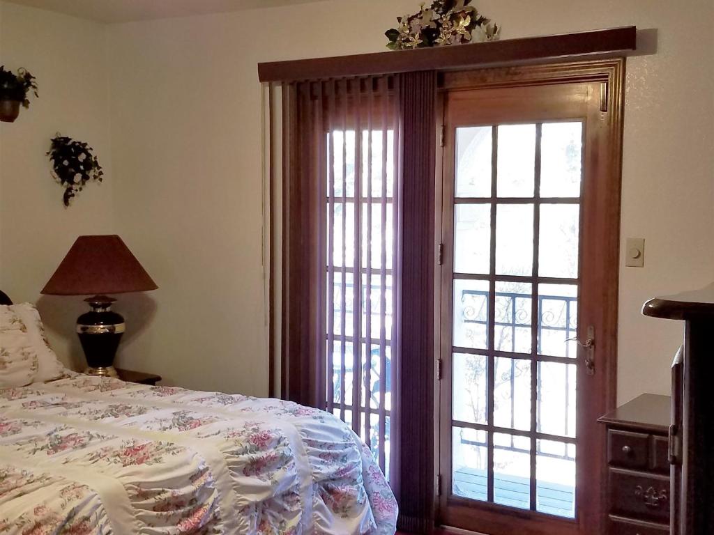 Tavares Inn - Quarto Duplo Standard