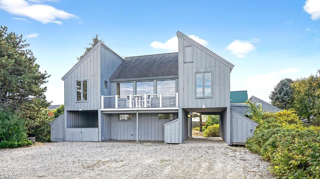 Tòa nhà nơi nhà nghỉ dưỡng tọa lạc