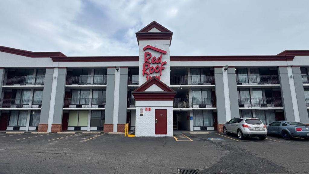 Το κτήριο όπου στεγάζεται το ξενοδοχείο