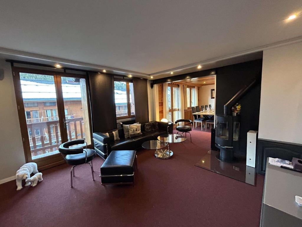 Appartement skis aux pieds, 6 pièces, 10 personnes à Méribel