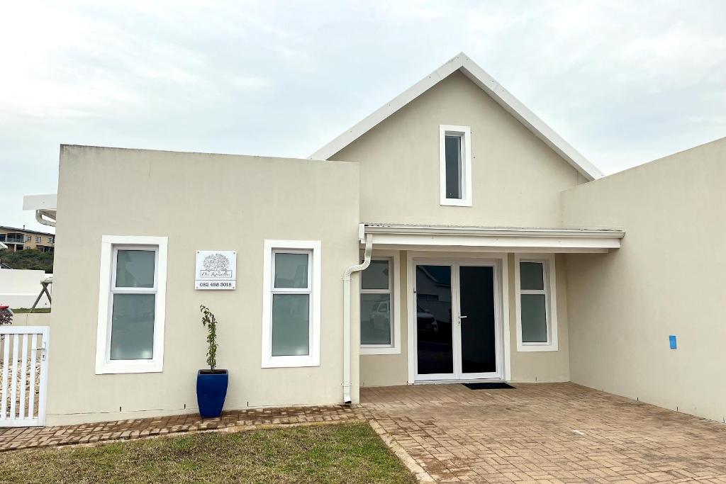 Το κτήριο όπου στεγάζεται  η παραθεριστική κατοικία