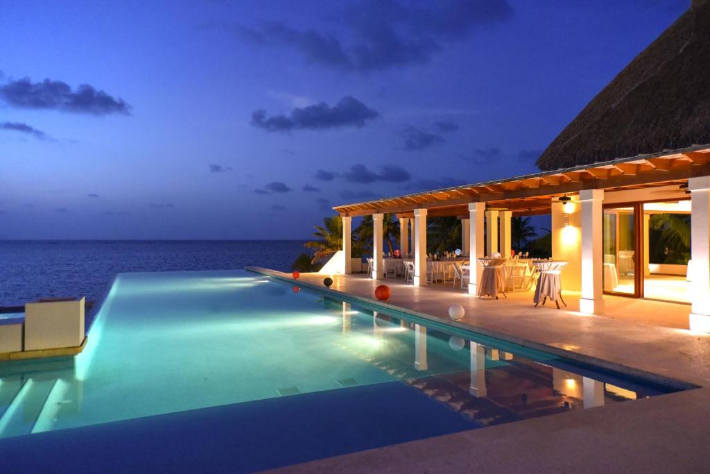 Piscina di Las Verandas Hotel & Villas o nelle vicinanze