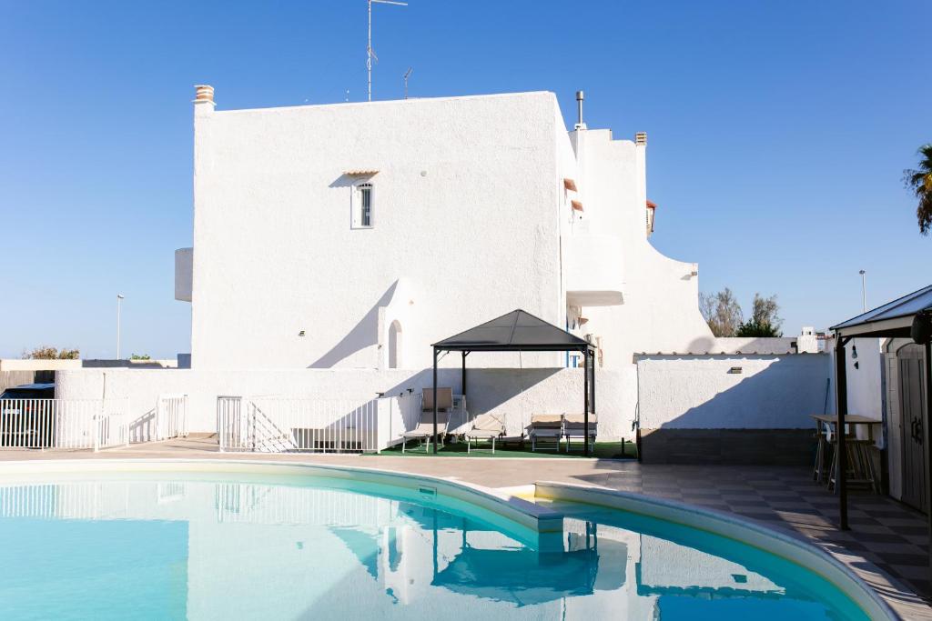 Bazén v ubytování Villa Morella Pool & Sea - Appartamento Moderno nebo v jeho okolí