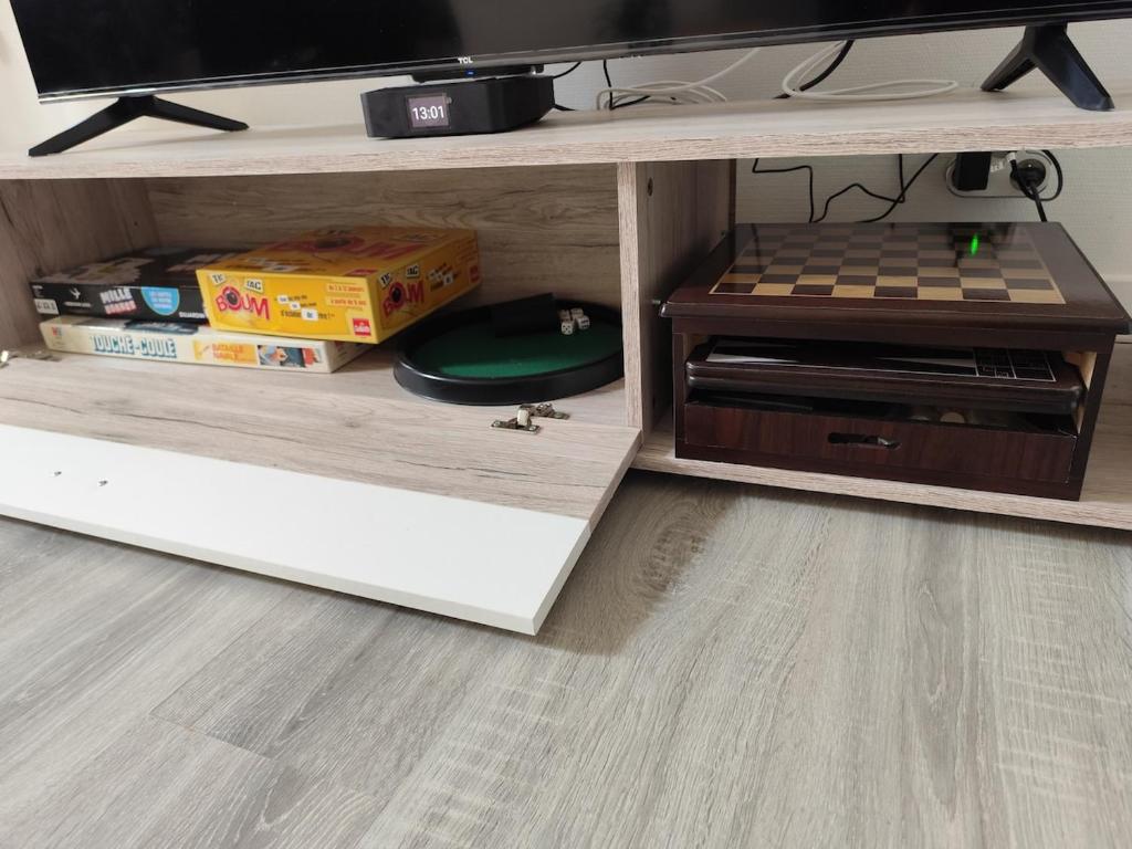 صورة لـ Duplex spacieux et lumineux en centre-ville في شاتودون