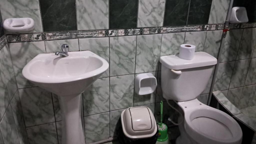 Baðherbergi á Chacruna Hostel