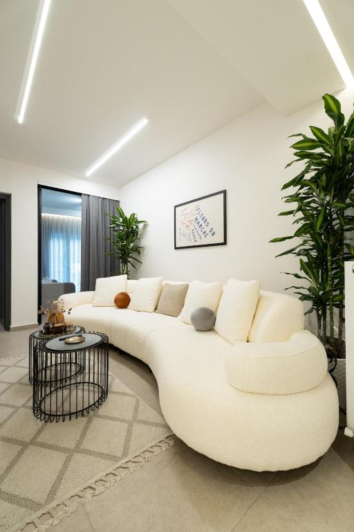 Ladadika Pearl Suite