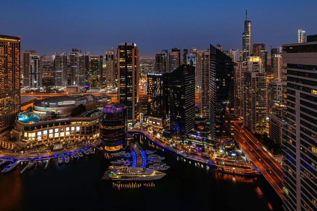 فضای داخلی Sheraton The Walk, Dubai در دبی - تصویر ۳