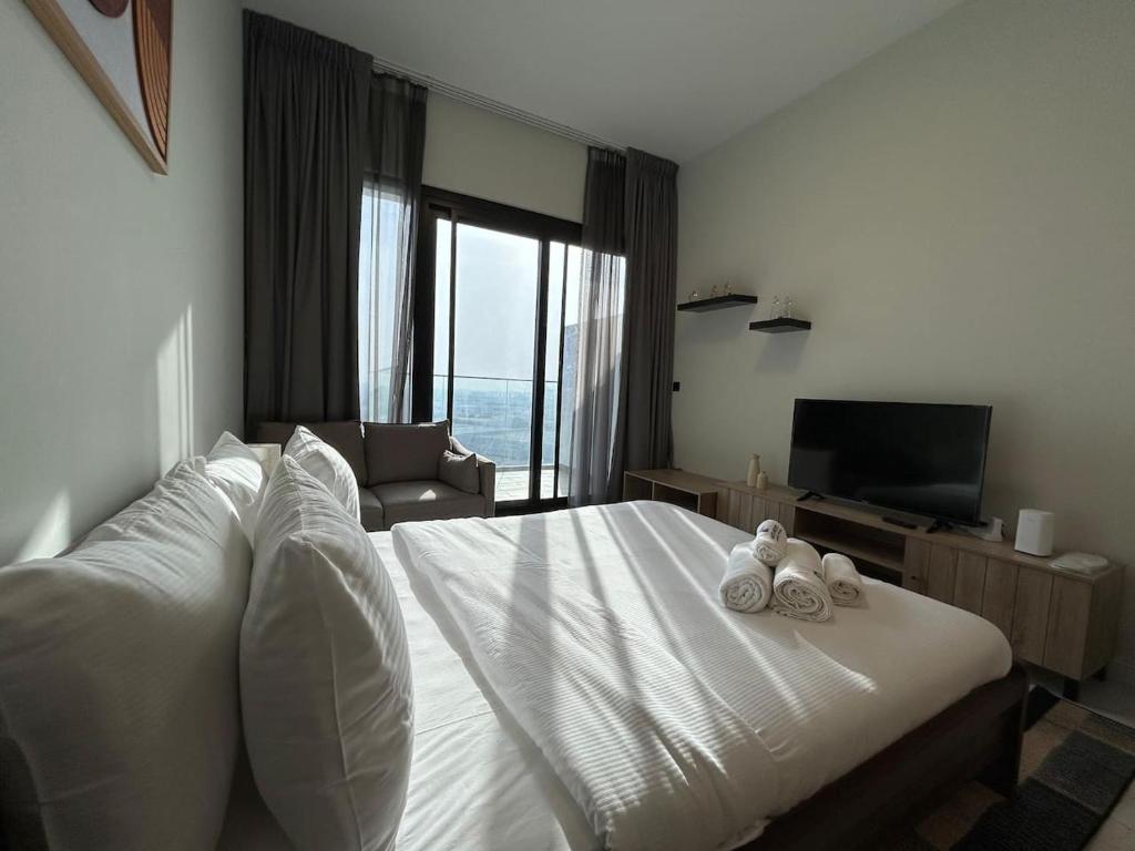 Modern Studio Apt in Jabel Ali Near Metro, Dubai (updated prices 2026)