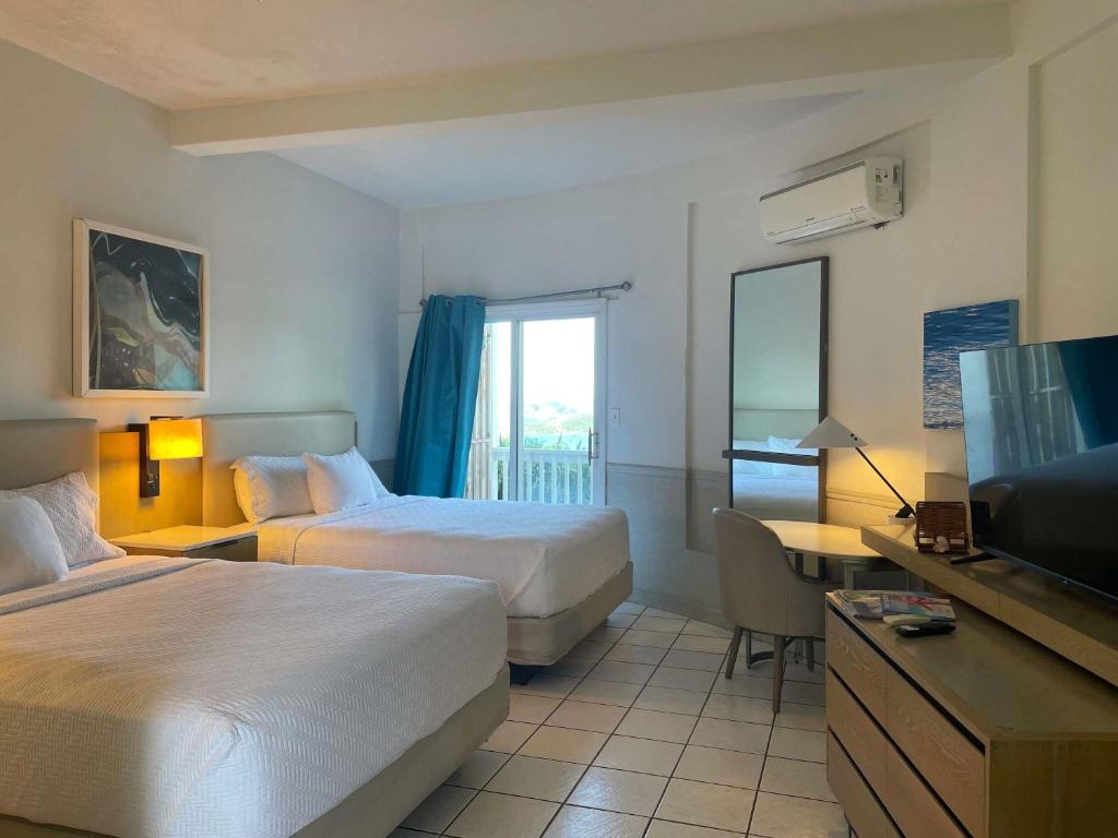 Queen Deluxe Double at Boundless Bliss Hotel