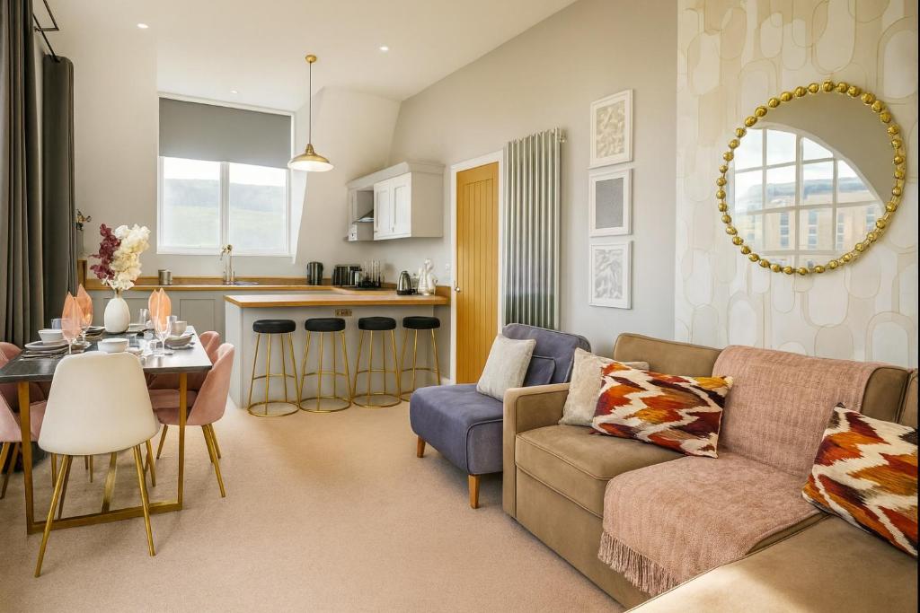 Una cocina o cocineta en 2 Bed Penthouse in Central Harrogate