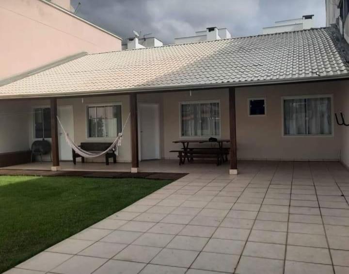 Budova, kde se prázdninový dům nachází