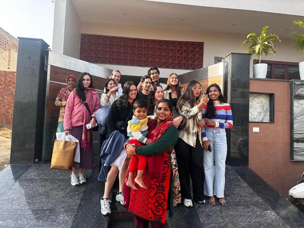 Hosté ubytování Ambassador Homestay - A Experiential Stay